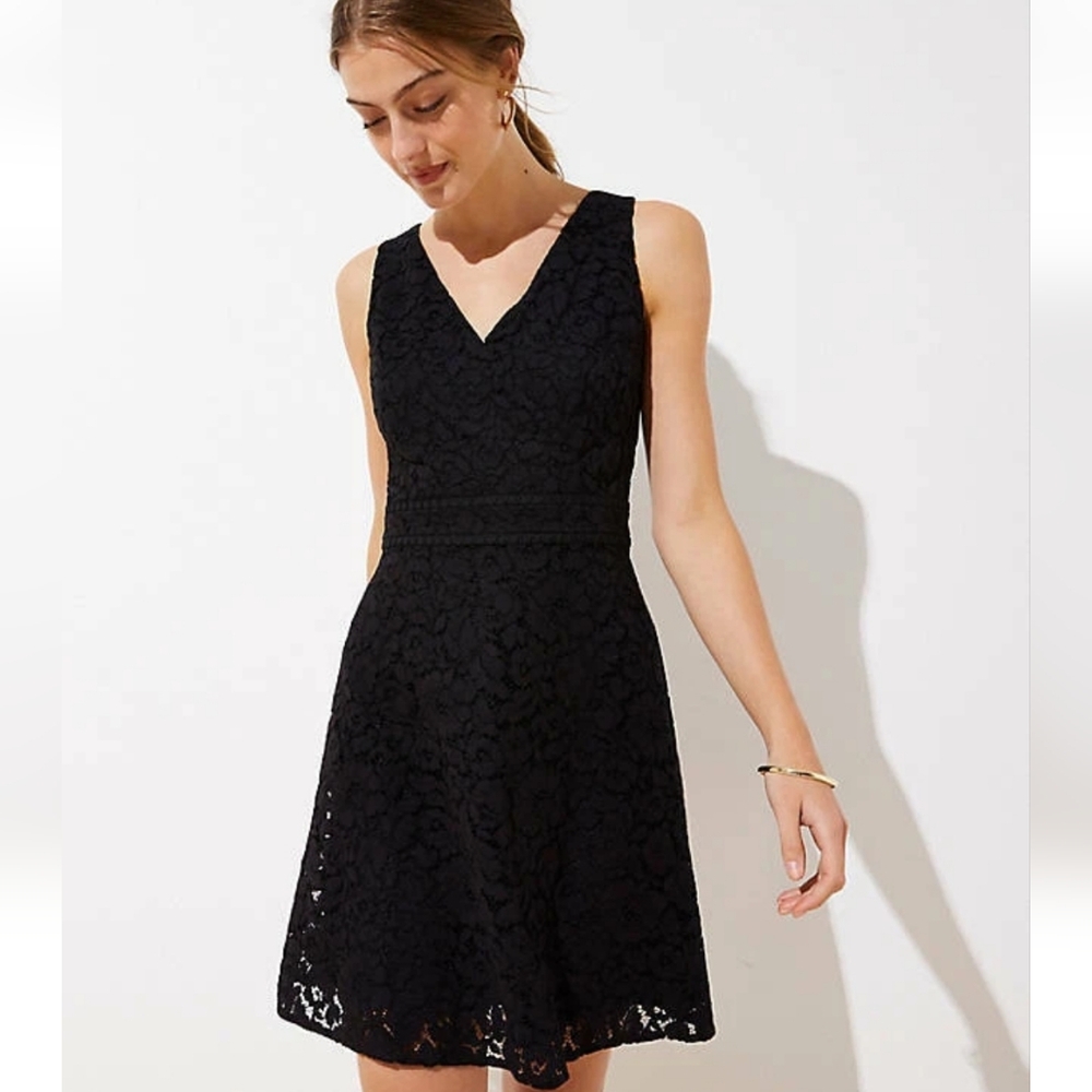 NWT Loft Sleeveless V-Neck Lace Dress in Women's Size 8T